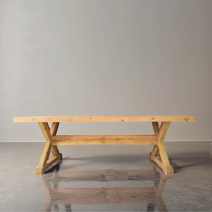 Karlstad Dining Table
